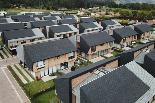 Tejas_Asfalticas_Paraguay_Proyectos_IKO_Mundo (3).png